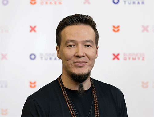 АСКАР АМАНБАЕВ